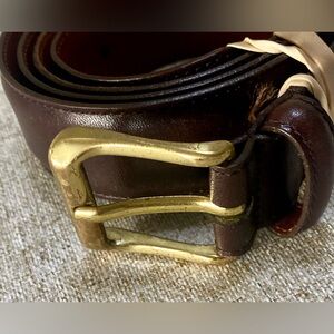 COACH Men's Belt, Brown,not scratched, no stains, a little marked at the closure